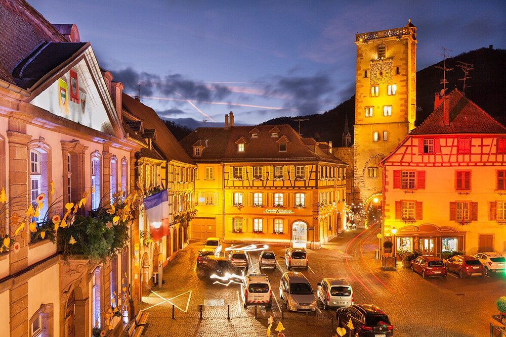 ホテル ドゥ ラ トゥール リボーヴィレ の宿泊予約 ホテルズドットコム