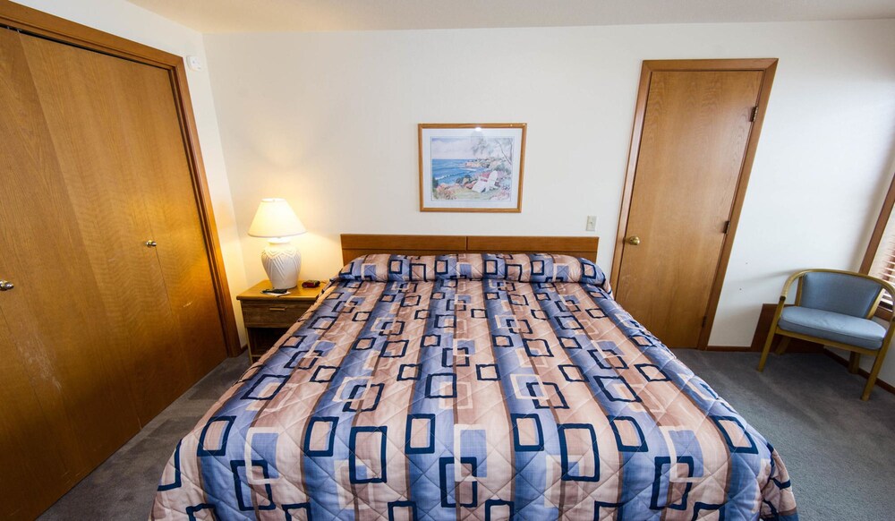 Book Sandcastle Beachfront Motel In Lincoln City Hotels Com