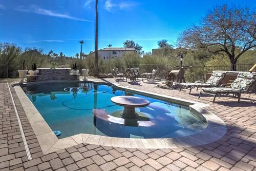احجز Fountain Hills Gem With Pool And Great Views في فاونتن هيلز قارن أسعار الفنادق في فاونتن هيلز