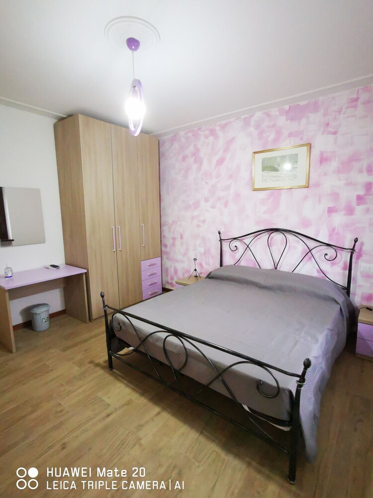 다르포 보아리오 테르메 B&B La Mela - Accoglienza Emiliana in Val Camonica 이용 후기 다르포 보아리오 테르메에 있는 B... 