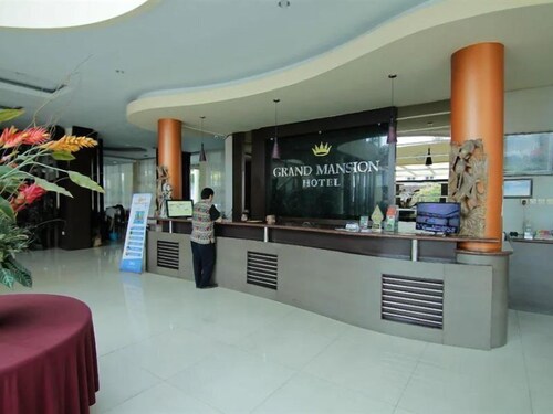 Grand Mansion Hotel (Blitar, Indonesia) Hoteles en Blitar