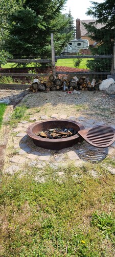 Top Pet Friendly Hotels In Pinedale Wyoming Hotelscom