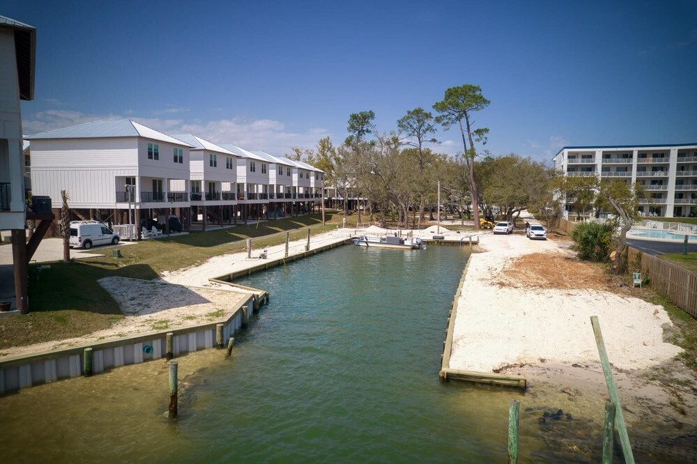 Book Newly Updated Billfish Cottage Water Access With Screened Porch In Orange Beach In Orange Beach Hotels Com