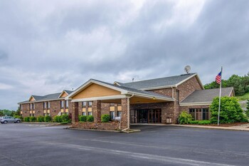 15 Closest Hotels To State University Of New York Cortland In 15 Closest Hotels To State University Of New York Cortland In