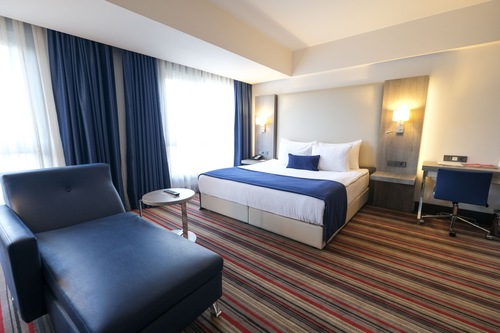 Book Ramada Plaza By Wyndham Izmir In Izmir Hotels Com