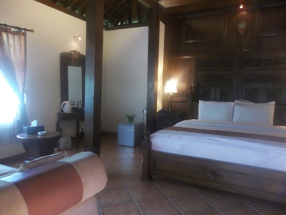 Book Joglo Plawang Boutique Villa In Pakem Hotels Com