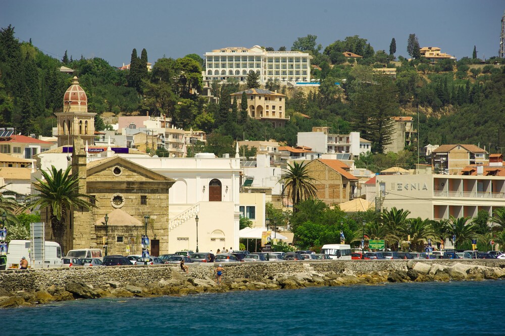 avalon hotel zante reviews