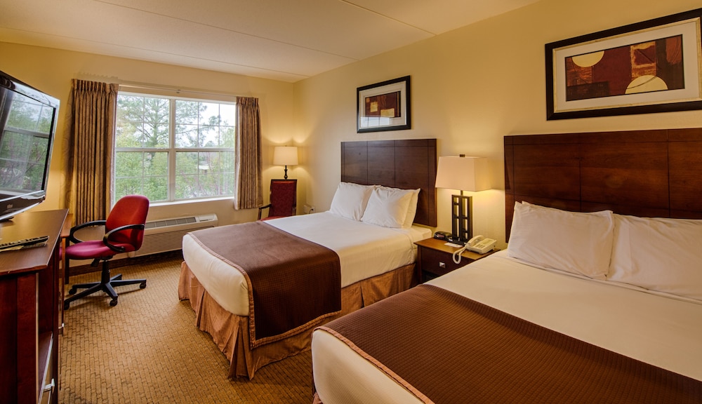 Book Landmark Inn Fort Bragg In Hotels Landmark Inn Fort Bragg
