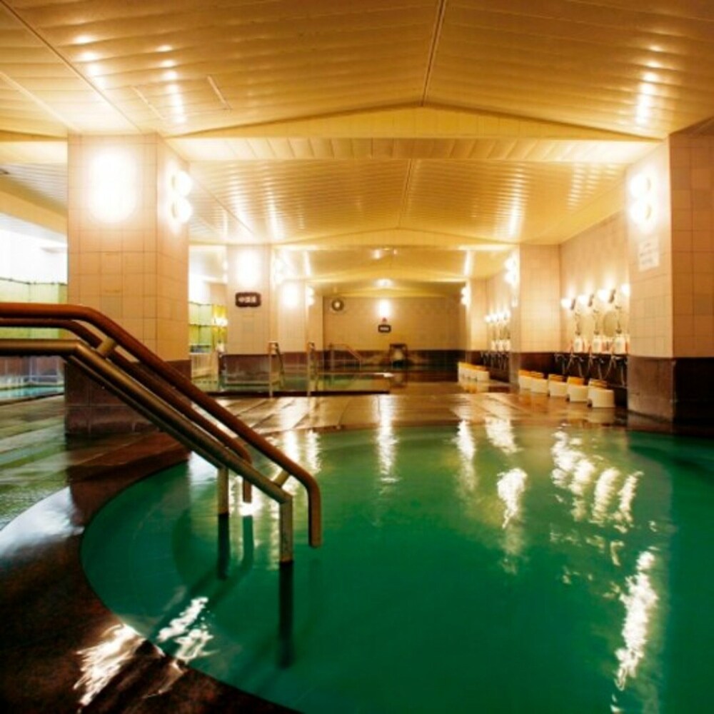 層雲峡観光ホテル 露天風呂付きでバイキングは美味しい温泉ホテル 宿泊予約はホテルズドットコム