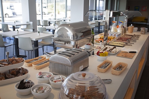 Prenota Hotel Tramuntana A La Jonquera Hotels Com