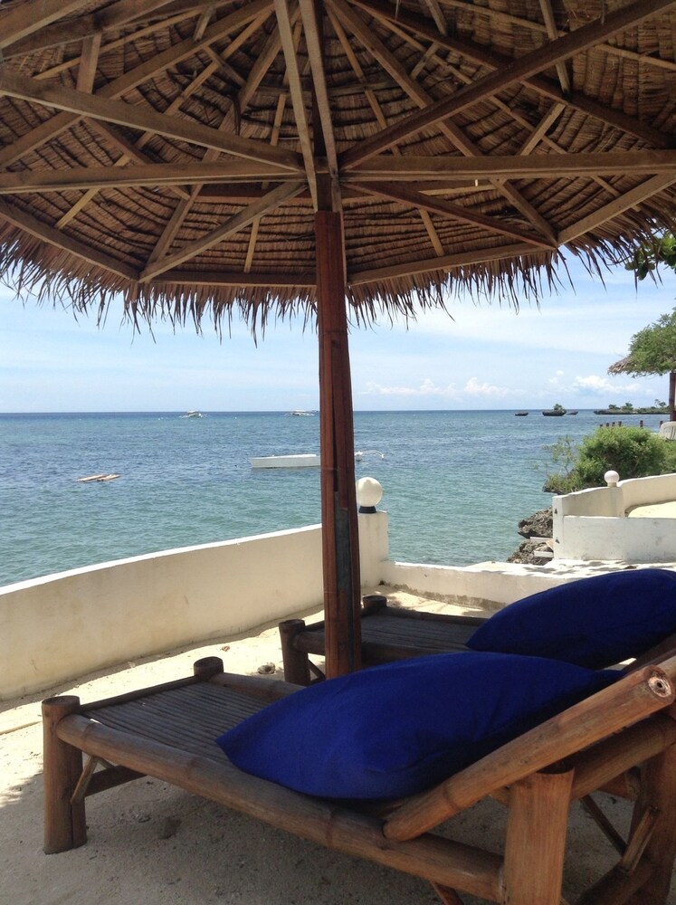 タリマ ビーチ ヴィラズ アンド ダイブ リゾート オランゴ島 の宿泊予約 ホテルズドットコム