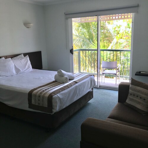 15 Closest Hotels To Berry Springs Nature Park In Berry Springs Hotels Com