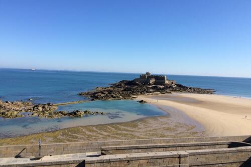 ホテル フランセ シャトーブリアン サン マロ の宿泊予約 ホテルズドットコム ホテル フランセ シャトーブリアン サン マロ の宿泊予約 ホテルズドットコム