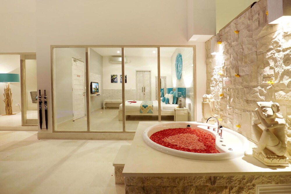 Book Bali Cosy Villa In Legian Hotels Com