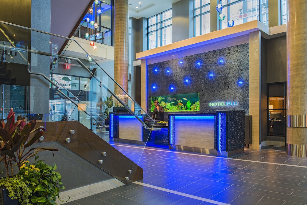 Book Hotel Blu Vancouver In Hotels Hotel Blu Vancouver Reception