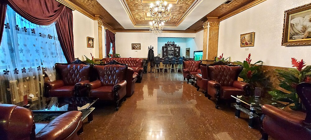 احجز سوشي بالاس هوتل في يريفان قارن أسعار الفنادق في يريفان