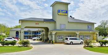 Top 10 Hotels In Alvin From 58 Night