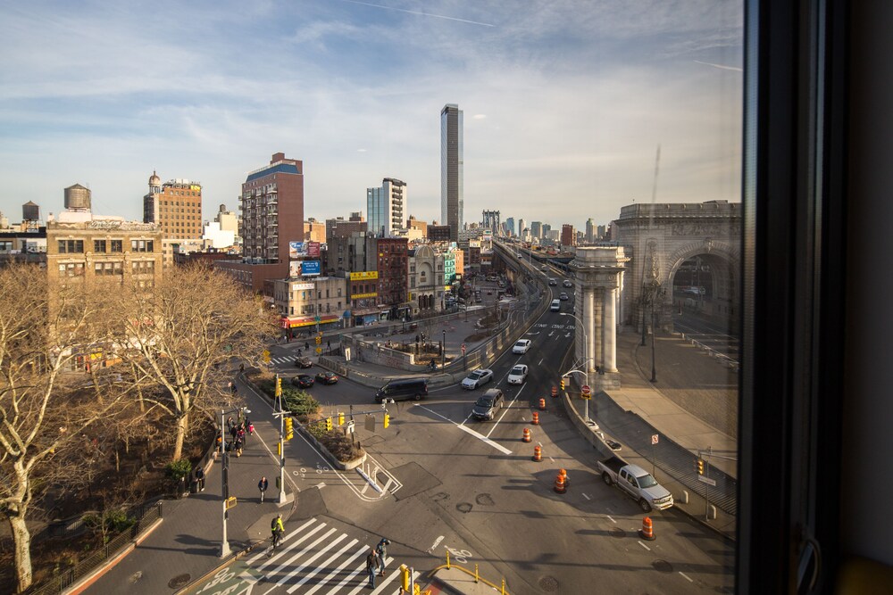 Leon Hotel Les New York Hotels Com