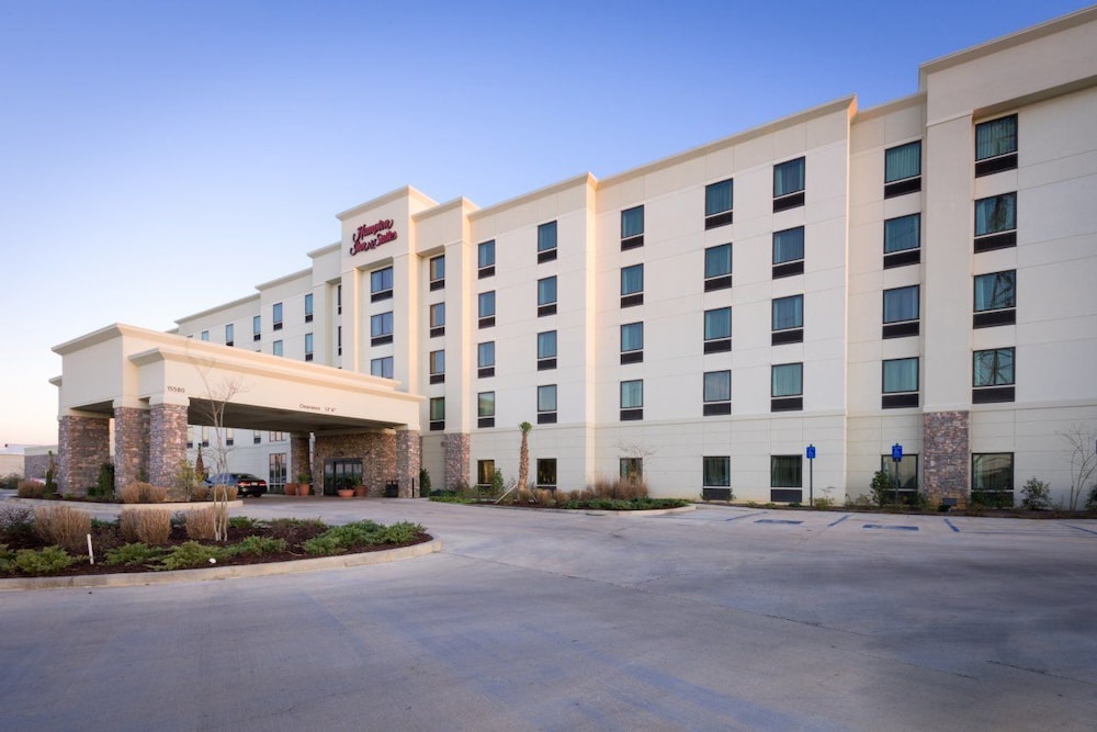 Book Hampton Inn Suites Gulfport In Hotels Hampton Inn Suites Gulfport