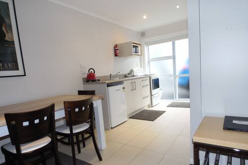 Book Apollo Lodge Motel In Wellington Hotels Com Book Apollo Lodge Motel In Wellington Hotels Com