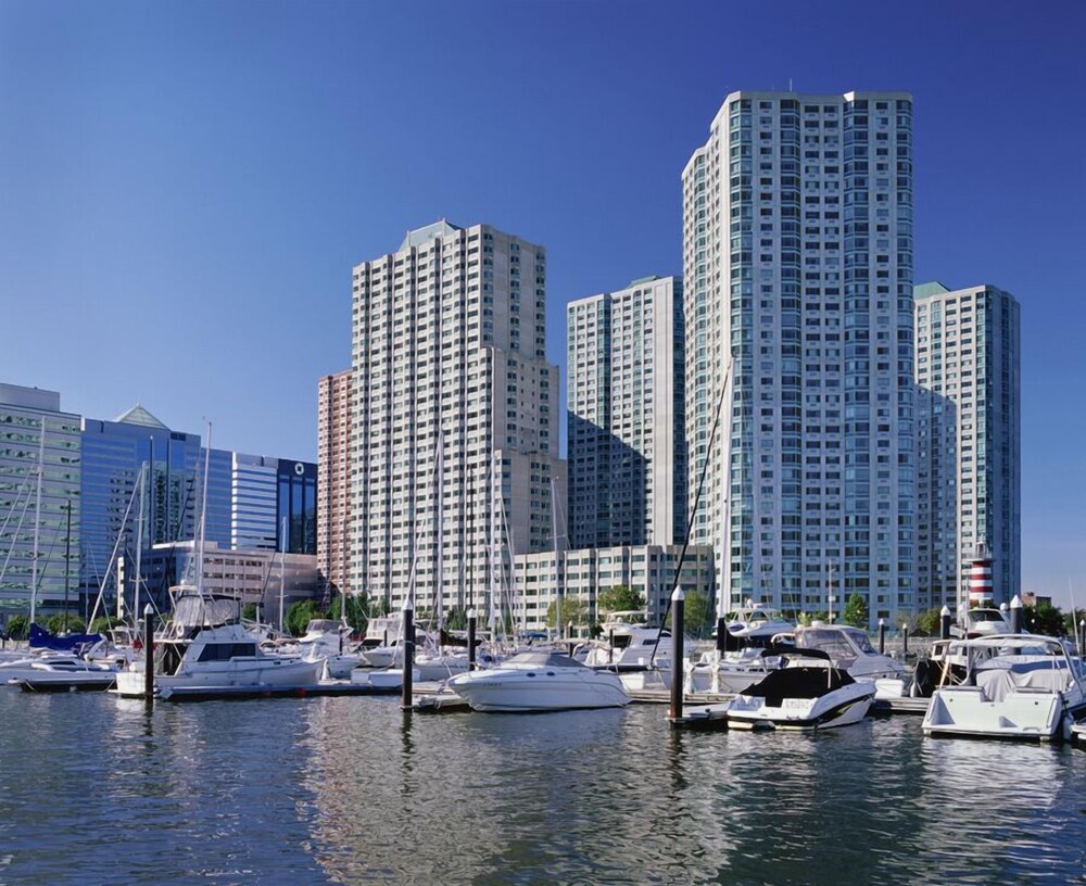 Book Hudson Suites At Newport In Jersey City Hotels Hudson Suites At Newport Jersey City