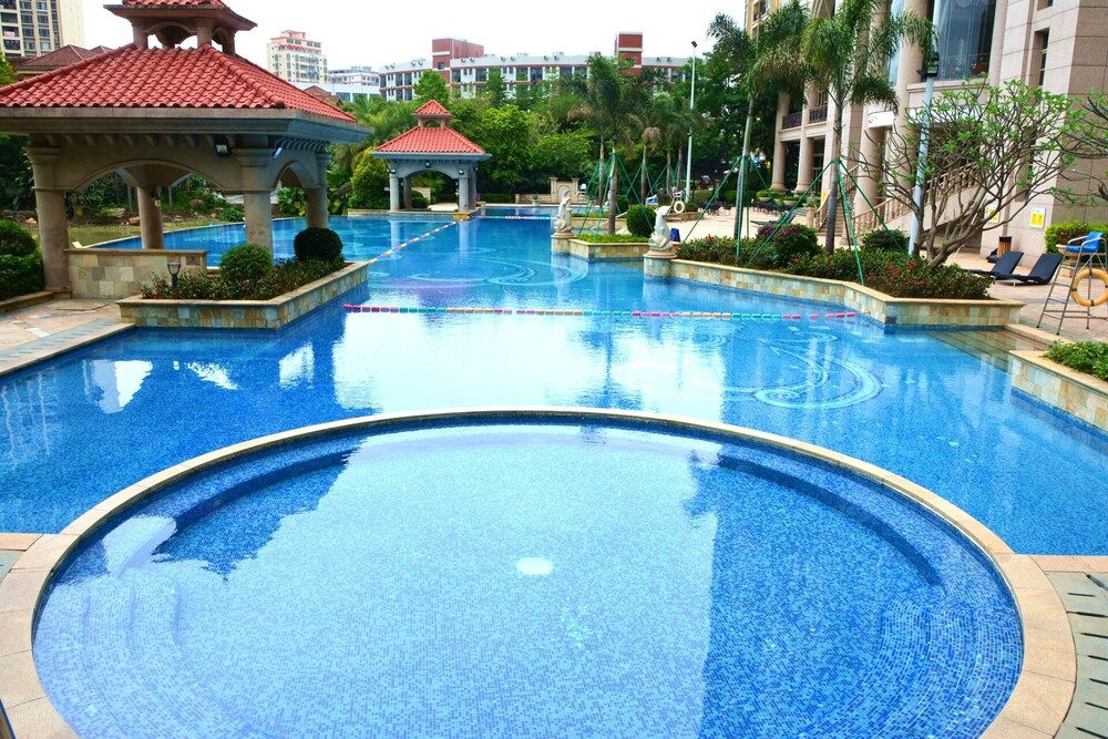 惠州龙光城戴斯酒店