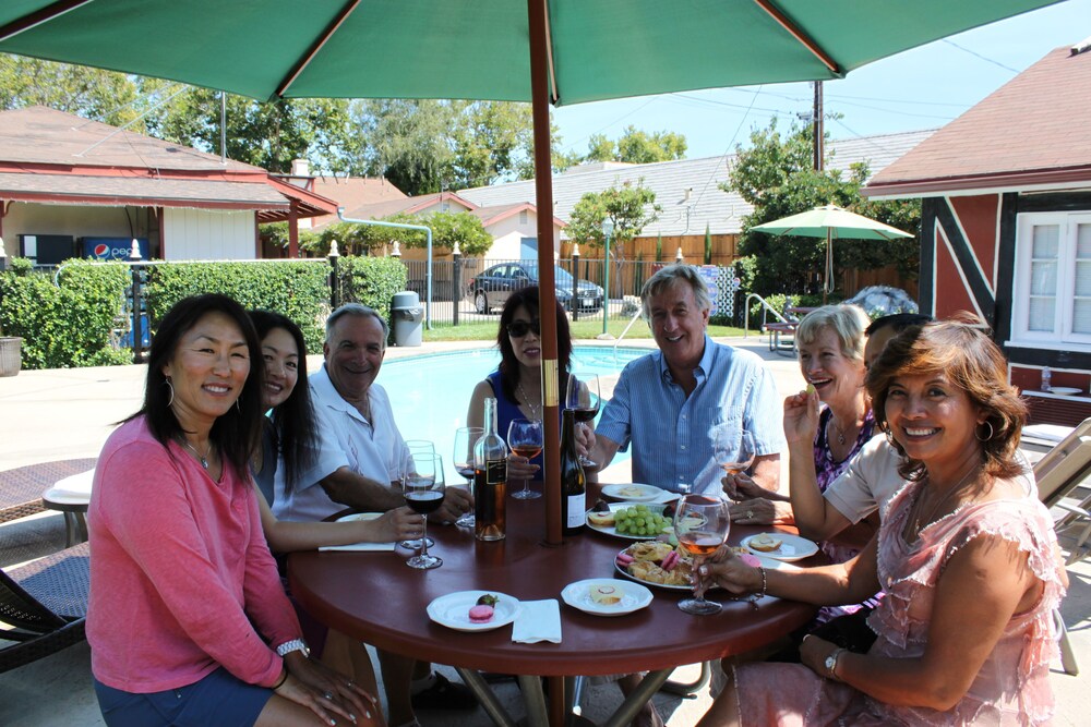 Book Solvang Inn and Cottages Solvang Hotels com