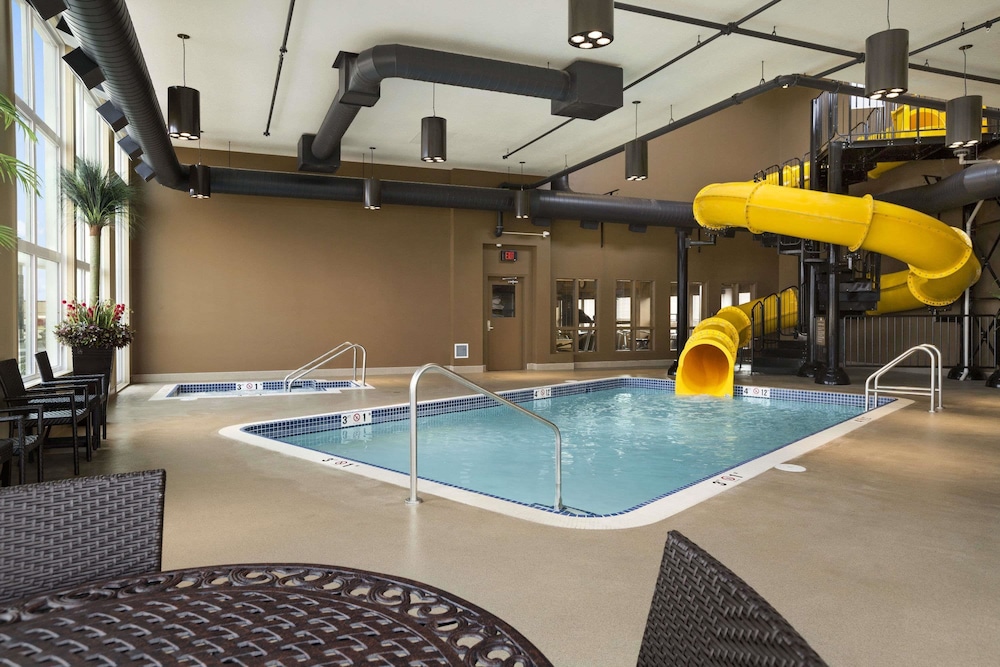 Microtel Inn Suites By Wyndham Lloydminster In Book Microtel Inn Suites By Wyndham Lloydminster Pool
