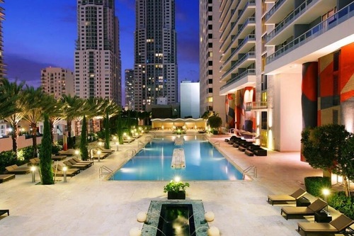 Luxury Apartments At 50 Biscayne In Miami Hotels Com