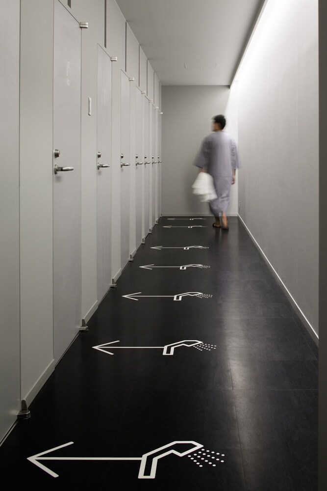 ナインアワーズ 成田空港 トイレやシャワーも多く 非常に快適な空港内カプセルホテル 宿泊予約はホテルズドットコム