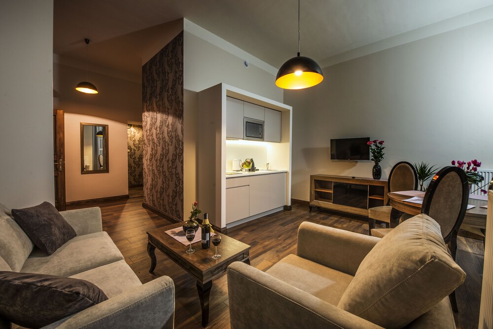 浴室 行政公寓, 阳台 - 浴室 外景细节 外景细节 餐饮 咖啡馆 酒店