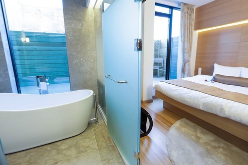 Book The One Boutique Hotel In Flushing Hotels Com Book The One Boutique Hotel In Flushing Hotels Com