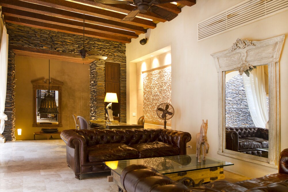 Book Bastión Luxury Hotel In Cartagena Hotels Bastión Luxury Hotel Cartagena Interior Entrance