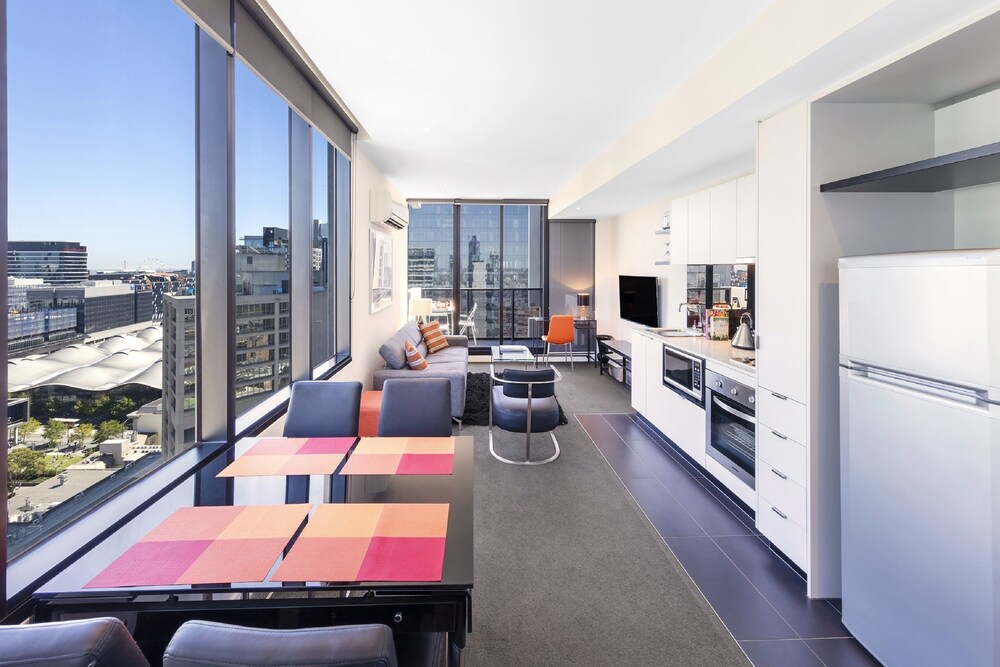 Book Aura On Flinders Serviced Apartments In Melbourne Hotels Com