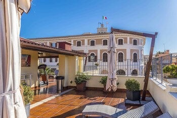 Picture of Relais Trevi 95 Boutique Hotel in Rome