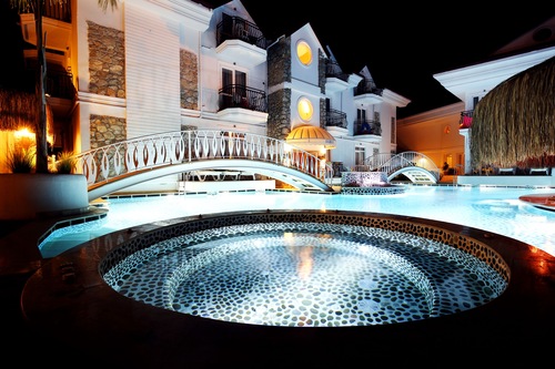 the pinehill hotel suites fethiye