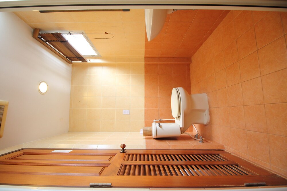 Book Oyo 4 Pannee Lodge Khaosan In Bangkok Hotels Com