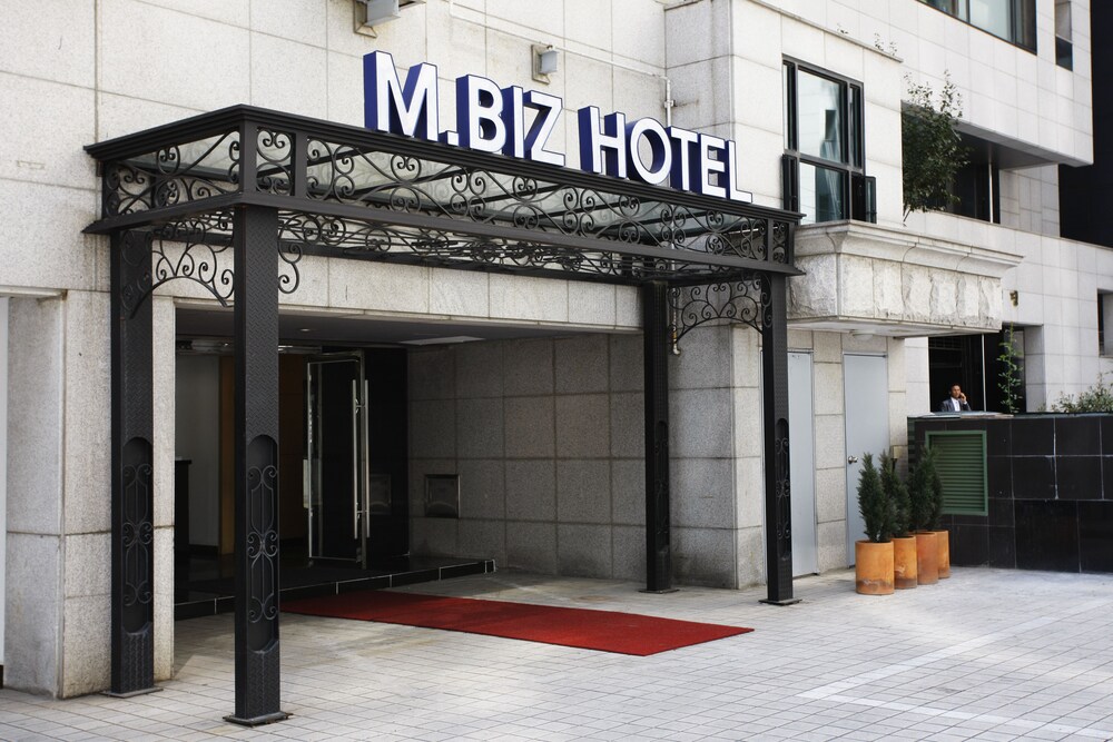 서울 엠비즈호텔 (M.BIZ Hotel) 이용 후기 서울에 있는 엠비즈호텔 (M.BIZ Hotel)