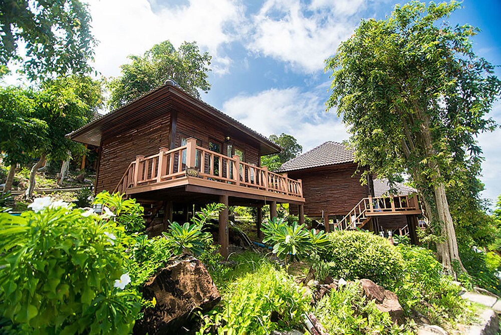 Book Phi Phi The Beach Resort Phi Phi Hotels com