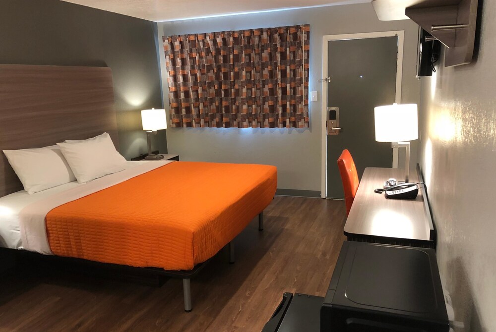 Book Super 8 By Wyndham Sonora In Sonora Hotelscom