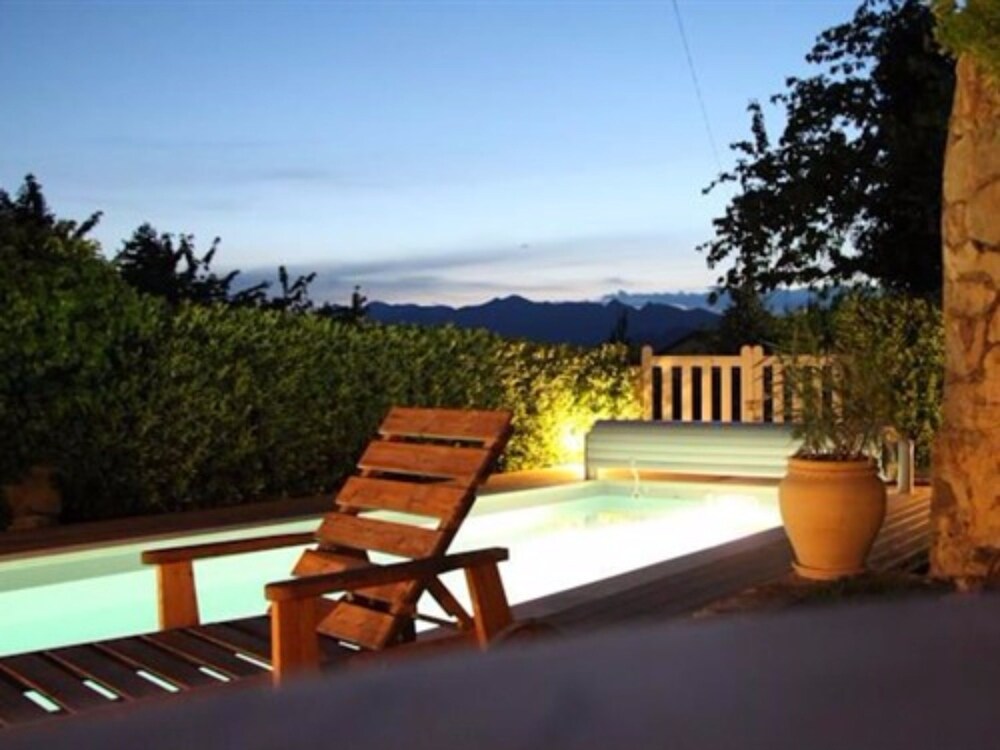 L Evidence Prades France Hotel S Hotels L Evidence Prades