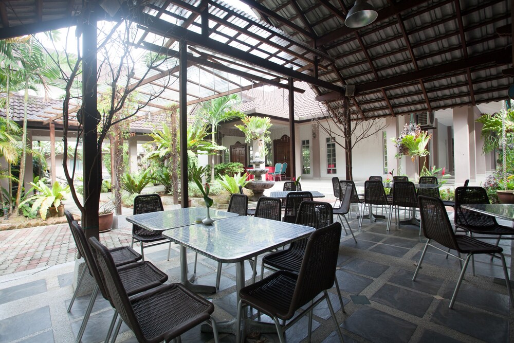 Hotel Seri Malaysia Johor Bahru Johor Bahru Updated Price Reviews Hd Photos Hotels Com