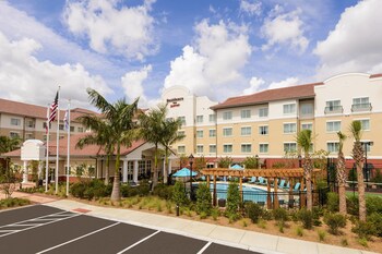 15 Closest Hotels To Miromar Outlets In Estero