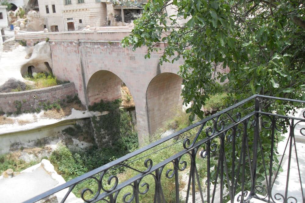 El Puente Cave Hotel In Nevsehir Hotels Com