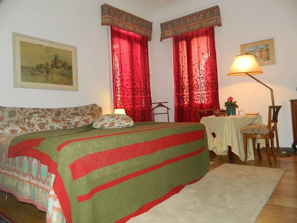 베네치아 아마데우스 B&B (Amadeus Bed and Breakfast) 이용 후기 베네치아에 있는 아마데우스 B&amp;B (Amadeus Bed and Breakfast)
