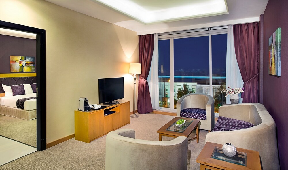 Book Armada Bluebay In Dubai Hotels Com