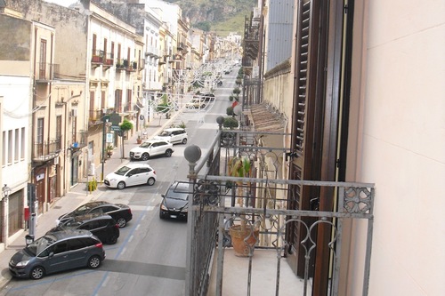 Book Casa Del Centro In Castellammare Del Golfo Hotels Com