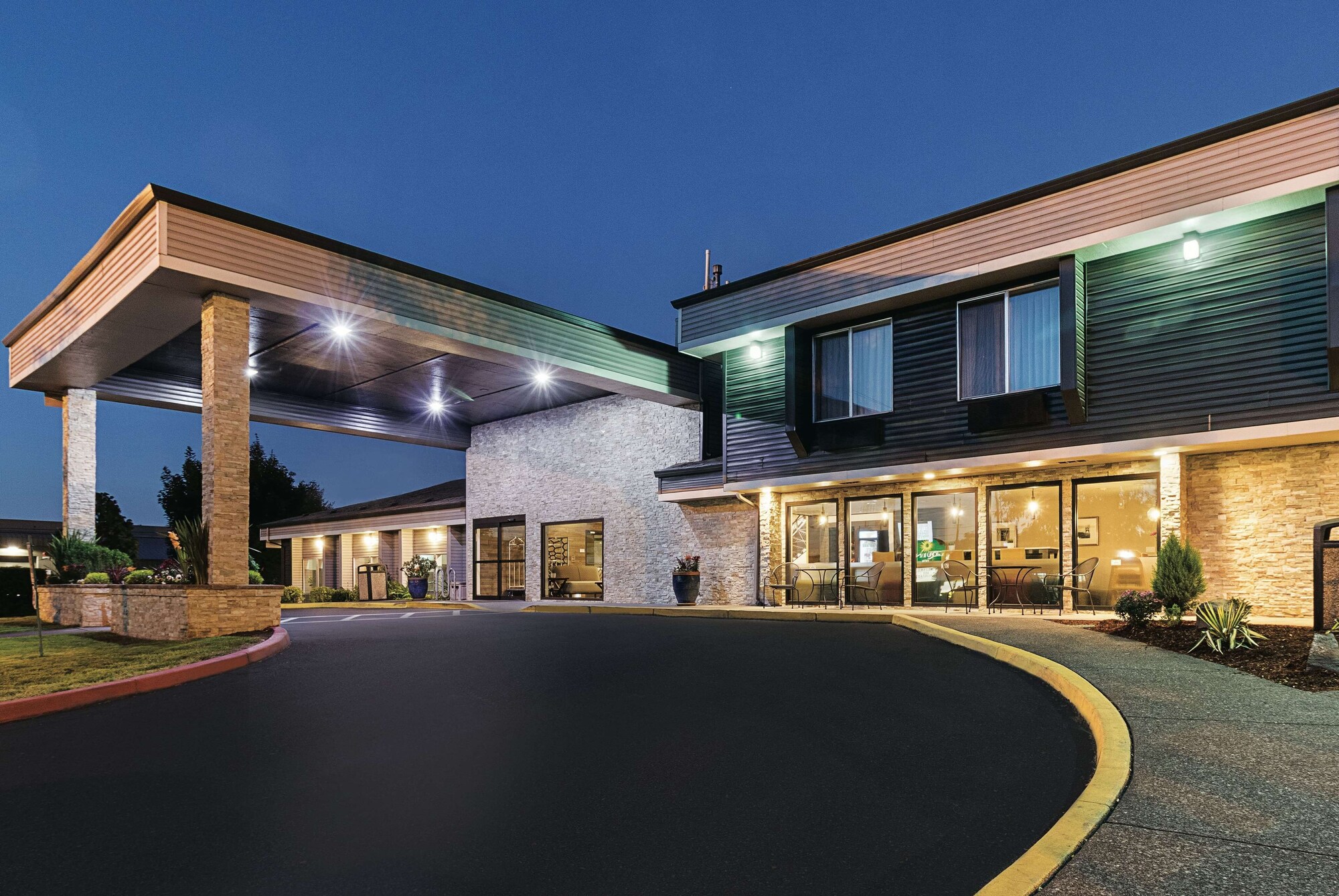 La Quinta Inn & Suites by Wyndham Portland NW
