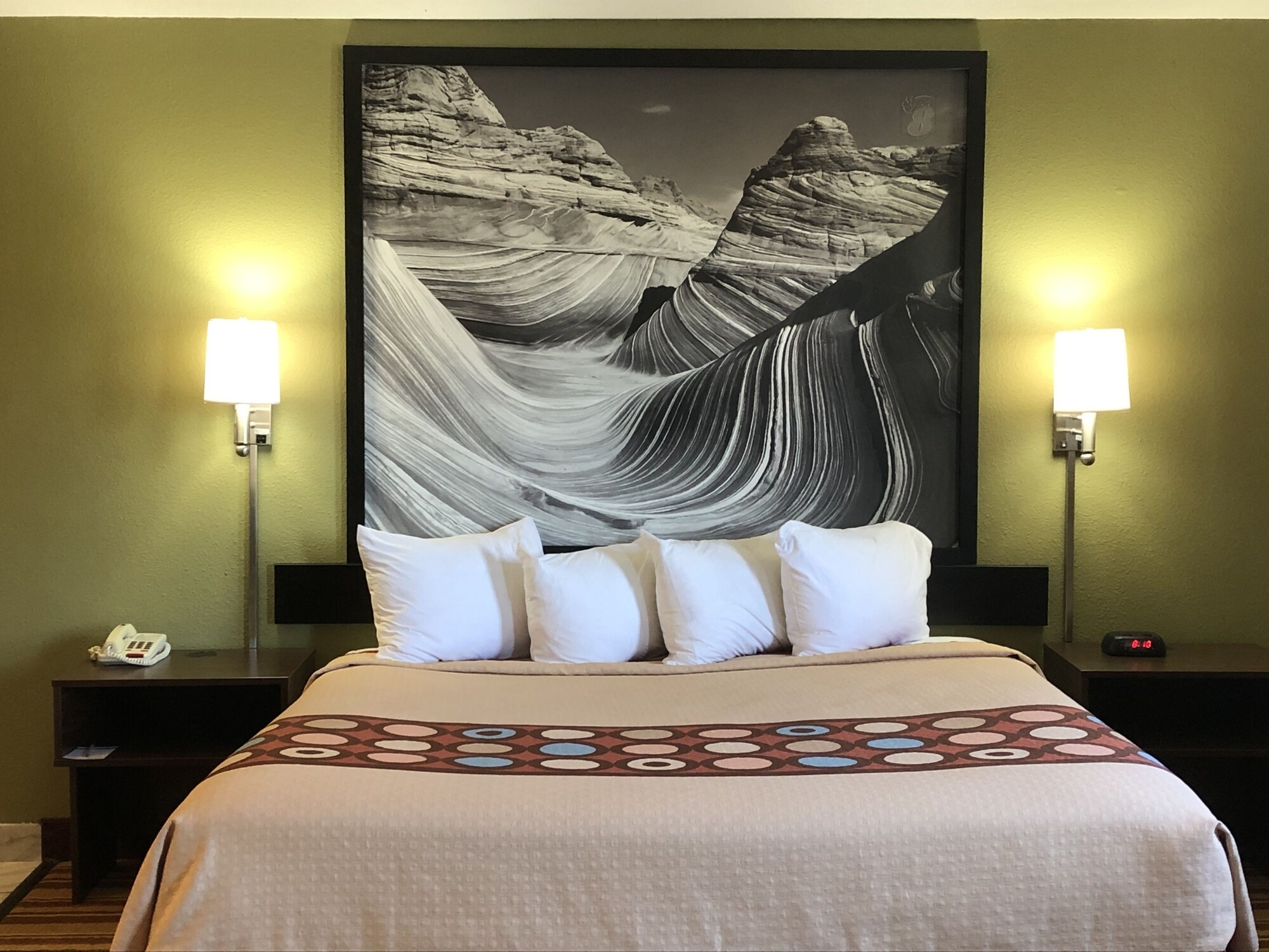 Super 8 by Wyndham S Jordan/Sandy/Slc Area