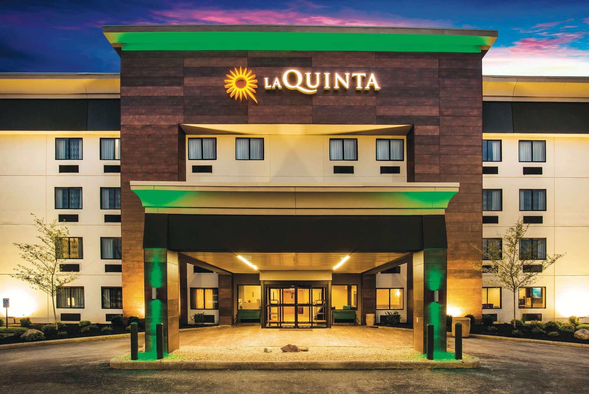 La Quinta Inn & Suites by Wyndham Cincinnati NE - Mason